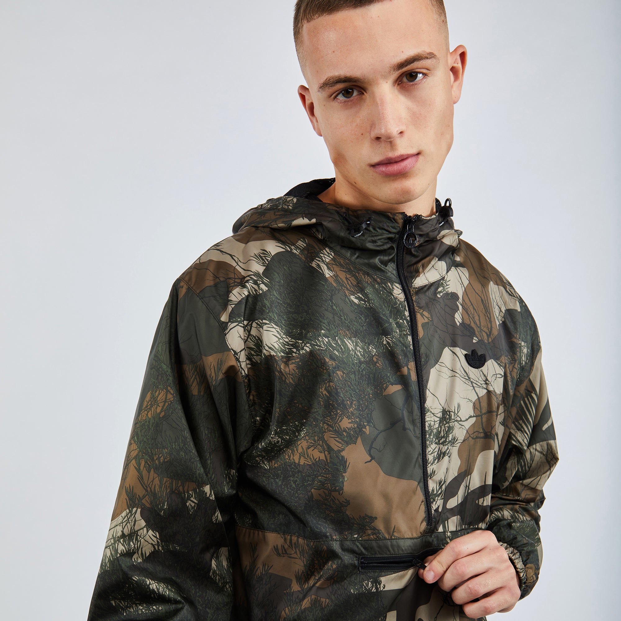 adidas windbreaker footlocker