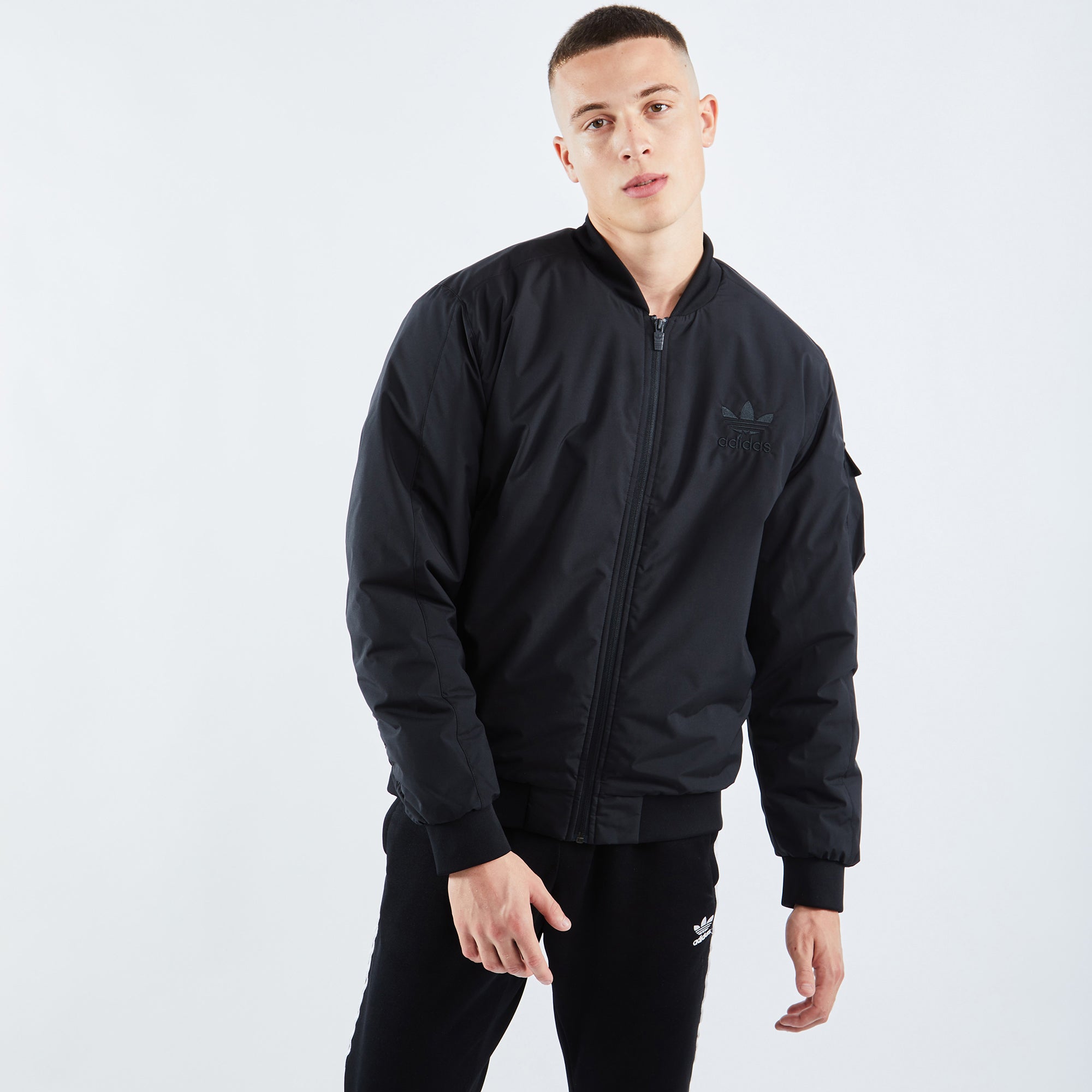 adidas chile 62 jacke footlocker