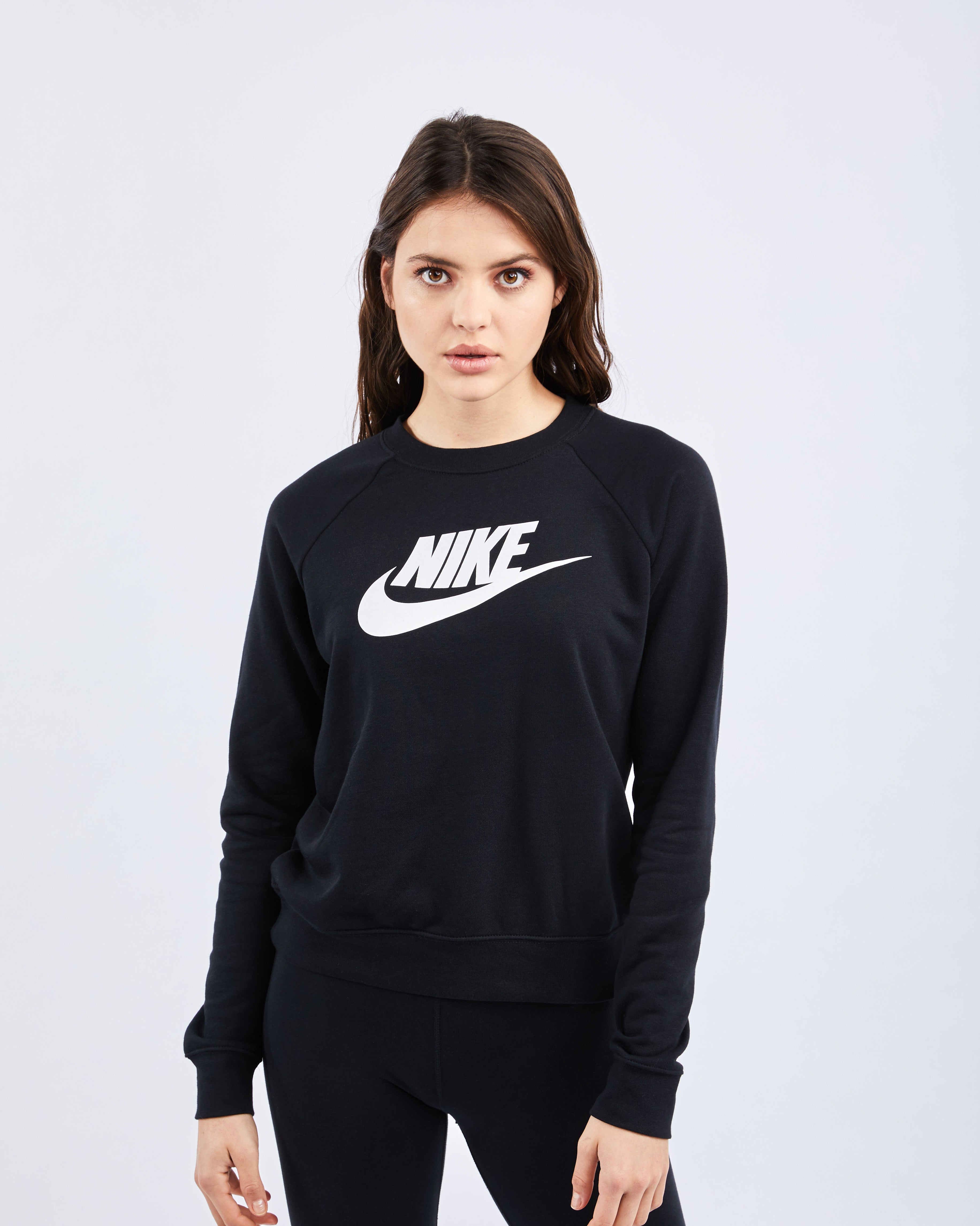 nike pullover footlocker