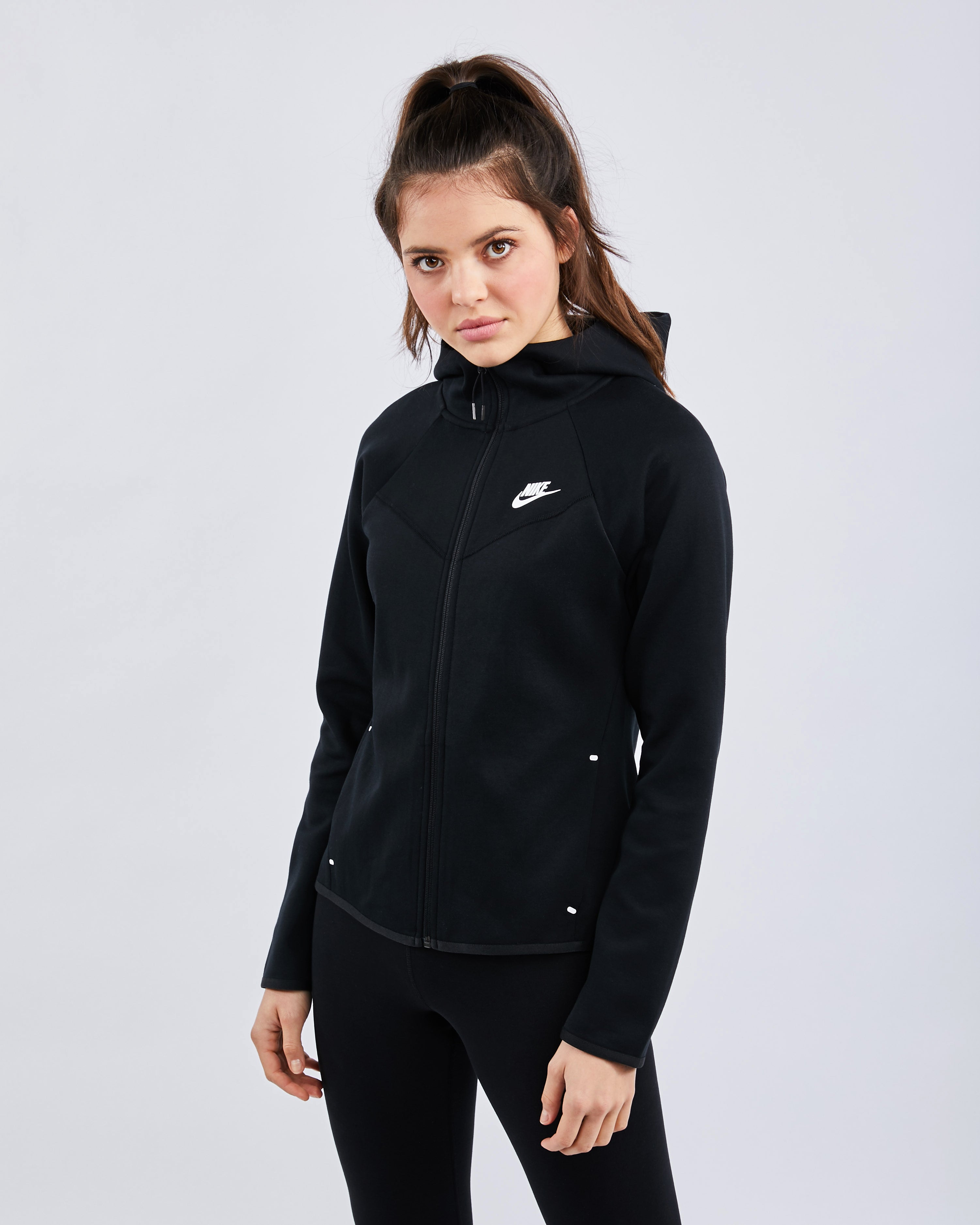 nike tech women