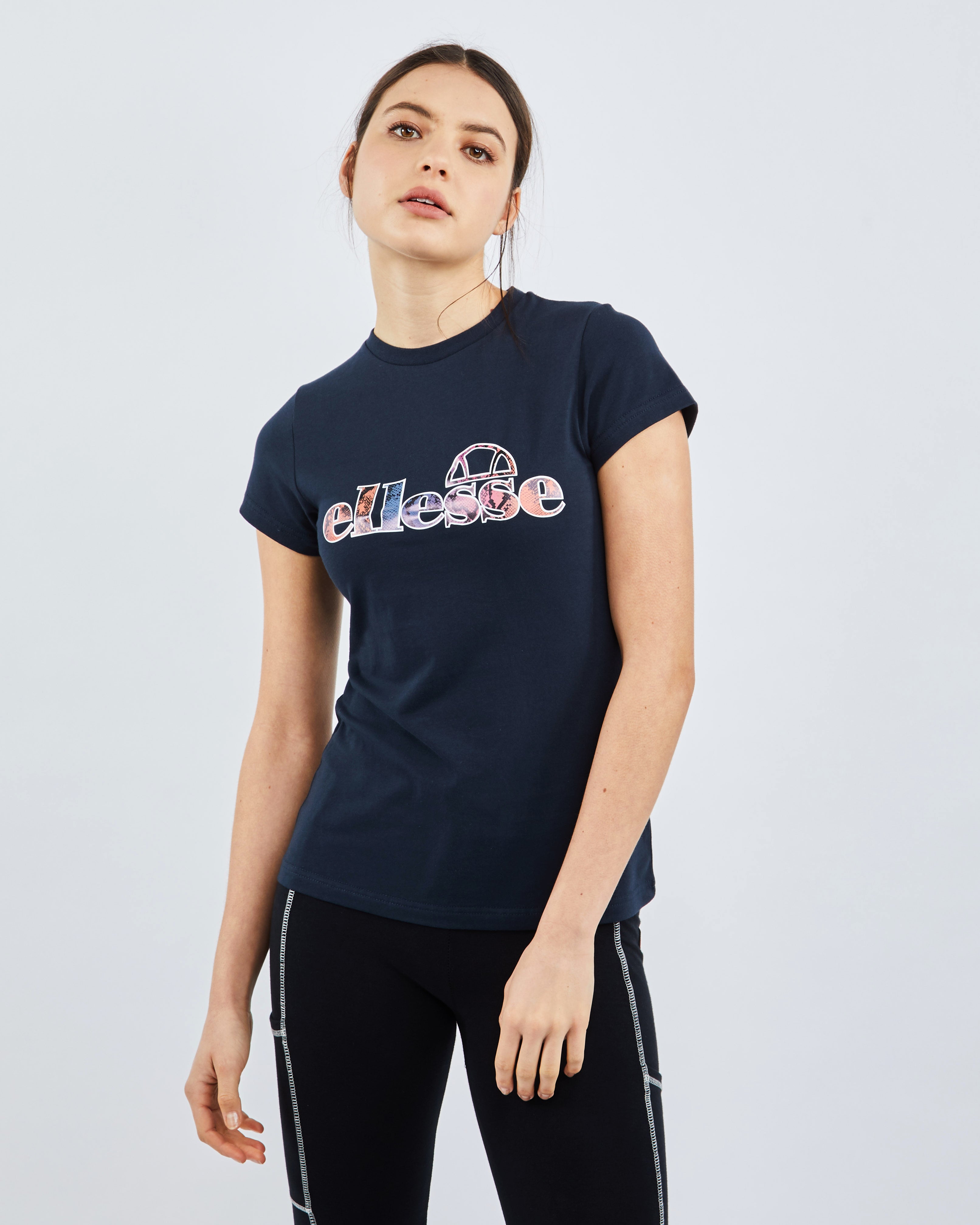 t shirt ellesse foot locker