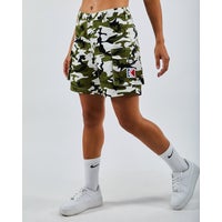 Green-White-Multi