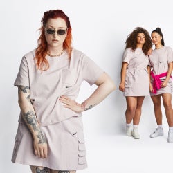 Women T-Shirts - Nike Swoosh - Purple-Purple