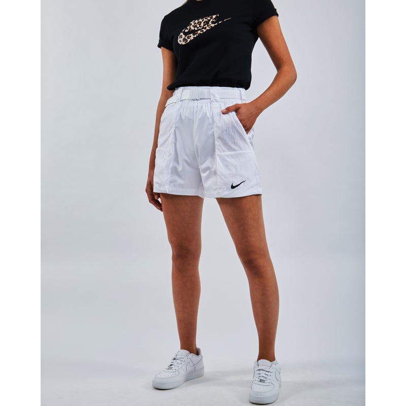 Nike Swoosh