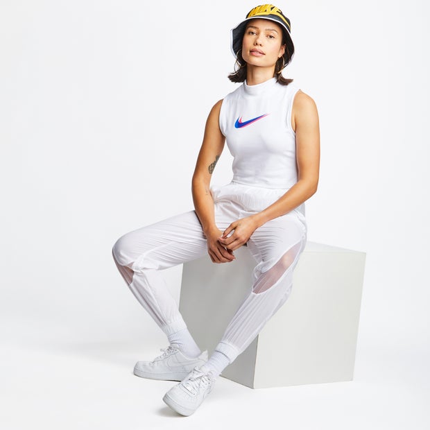 Nike Essentials Dance Shortsleeve - Women T-shirts