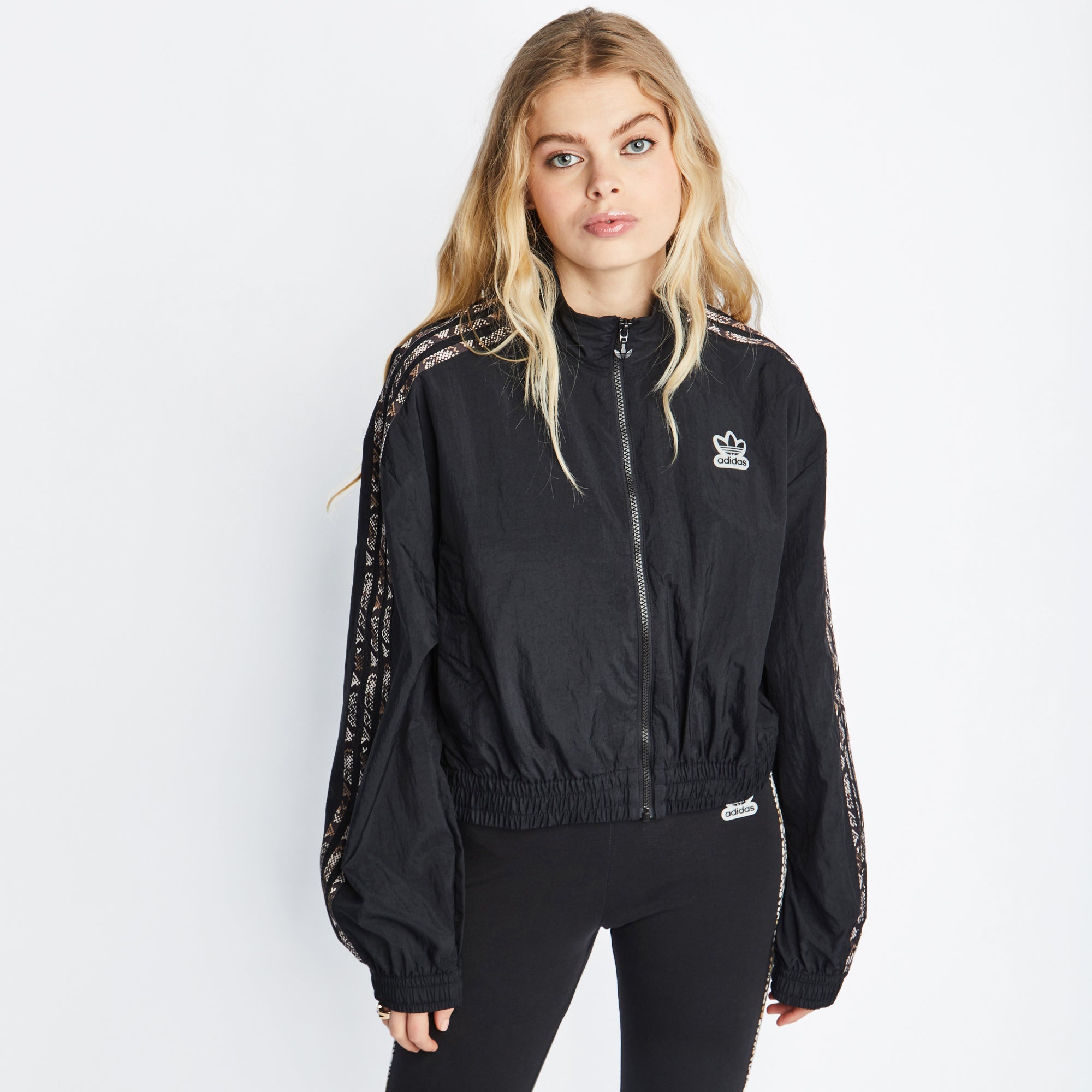 Foot locker 2025 womens jackets