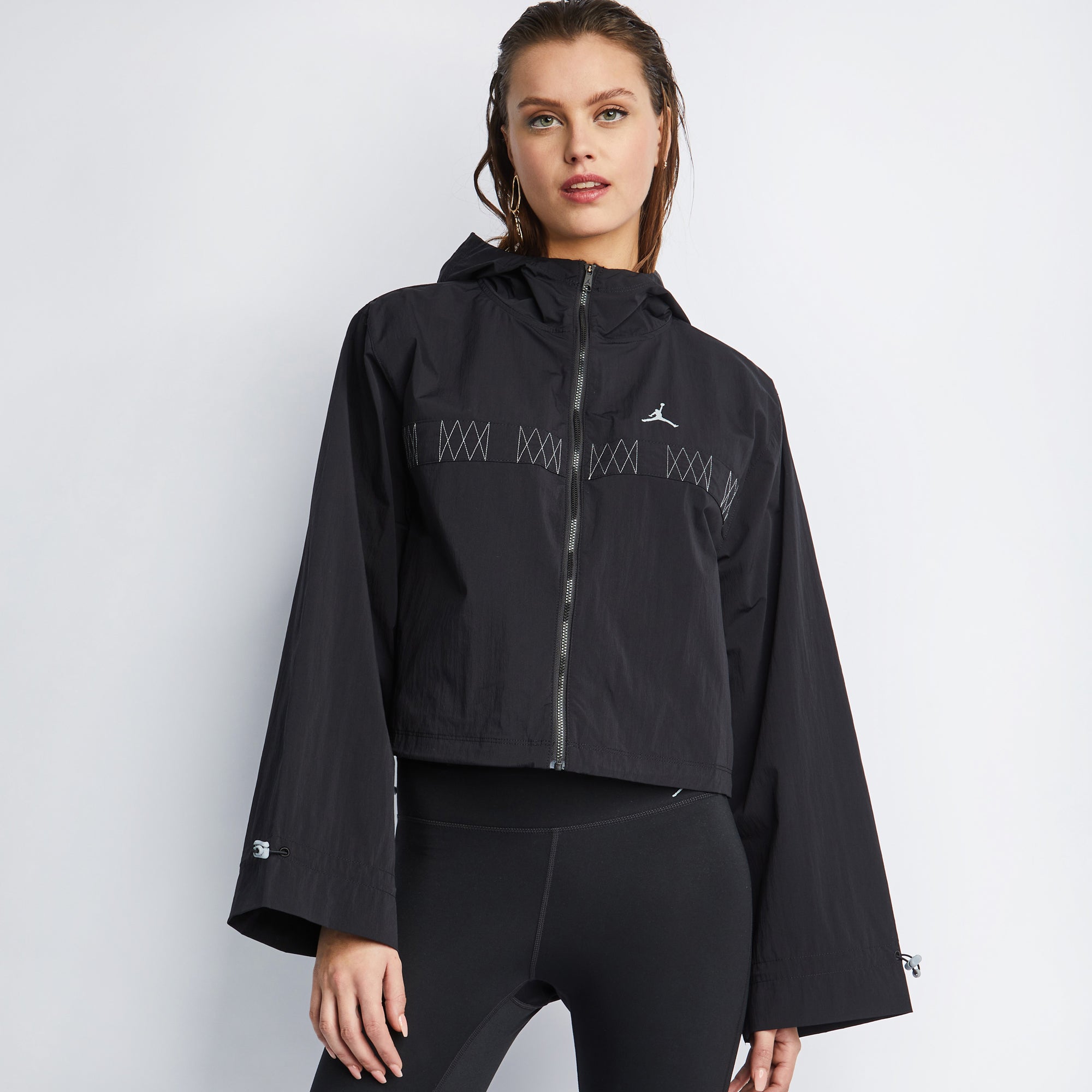 Nike windbreaker shop womens foot locker