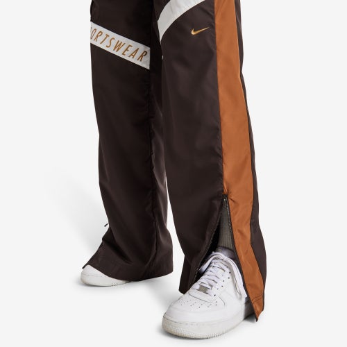 Nike Sportswear - Image 4 of 5 Enlarged Image