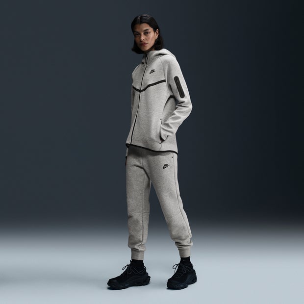 Image of Nike Tech Fleece female Pantaloni - Grigio - Foot Locker035