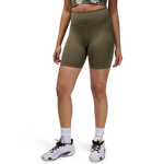 Medium Olive-White