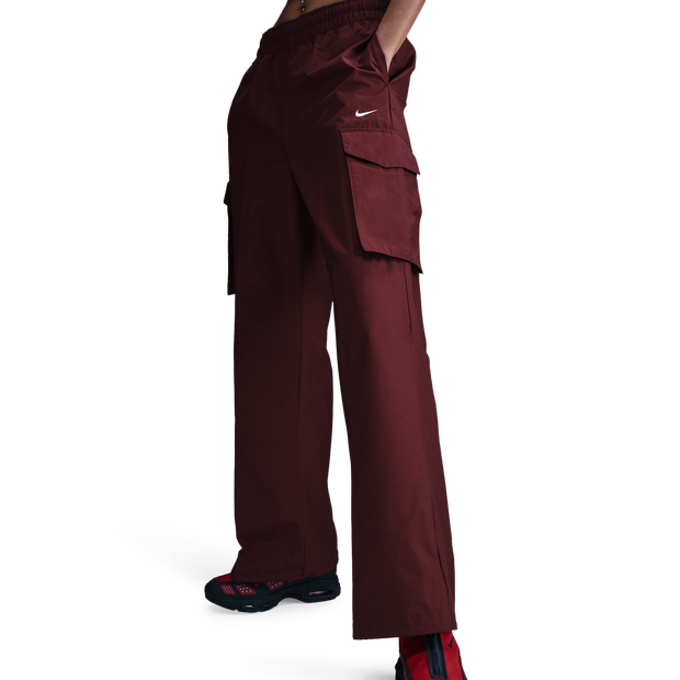 Image of Nike Sportswear female Pantaloni - Rosso - Foot Locker035