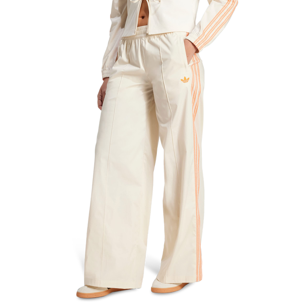 Image of Adidas Originals Summer Glow Joggers female Pantaloni - Bianco - Jersey di cotone - Foot Locker035