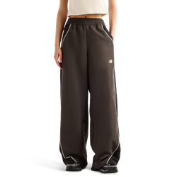 Damen Hosen - New Balance Trackside Woven Pant - Black Cement-Black Cement