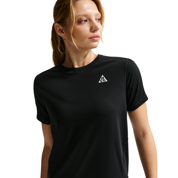 Nike Acg Dri-fit Short-sleeve Trail Running Top T-shirts Dames - Zwart - Maat 40 - Katoen Jersey