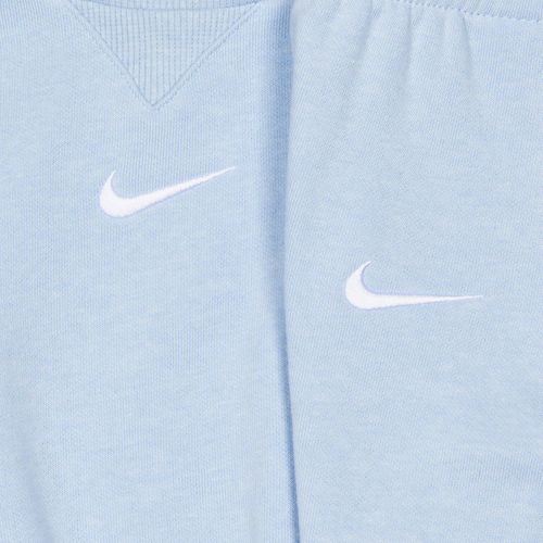 Nike Essential - Image 3 of 3 Enlarged Image