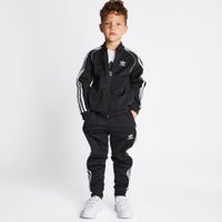 Adidas originals outlet tracksuit footlocker