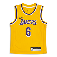 Lakers store foot locker