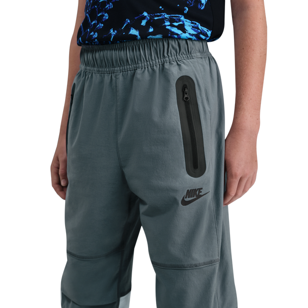 Image of Nike Tech Woven unisex Pantaloni - Grigio - Foot Locker035