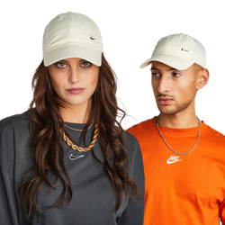 Unisex Petten - Nike Metal Swoosh - Coconut Milk-Metallic Silver