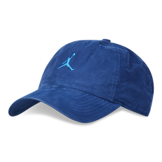 nike with toe cap