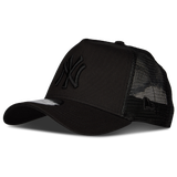 Black-Black-Black - NE CLN TRCK BLK/BLK/BLK