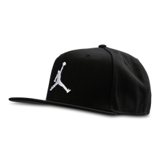 jordan cap footlocker
