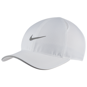 nike team featherlight cap