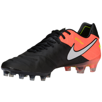 football cleats at foot locker